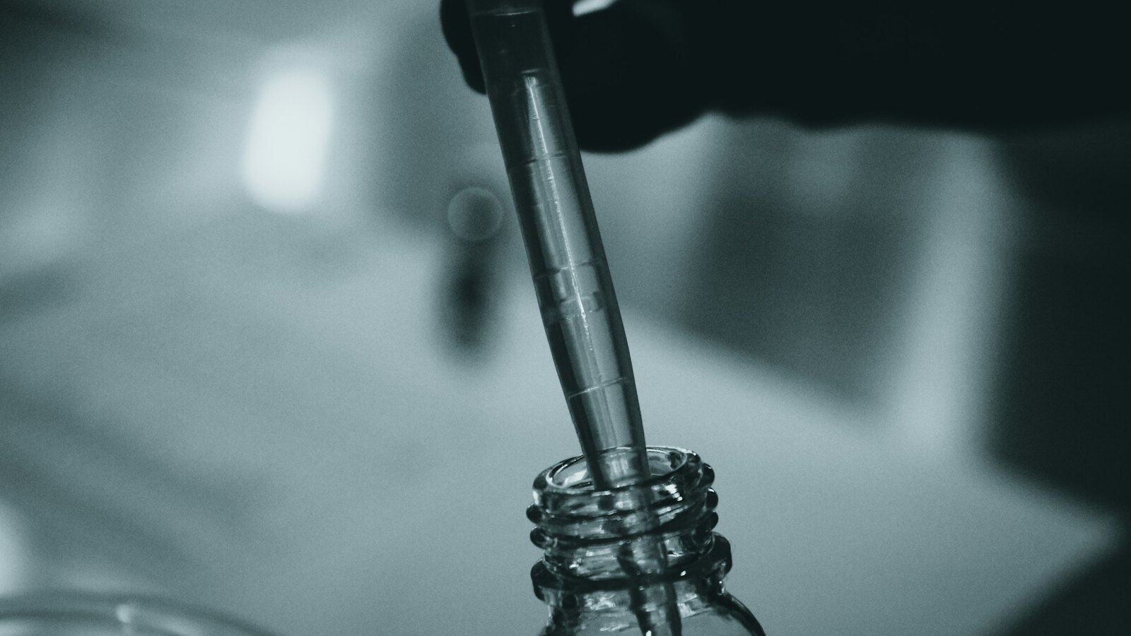 Cosmetics formulation in the laboratory